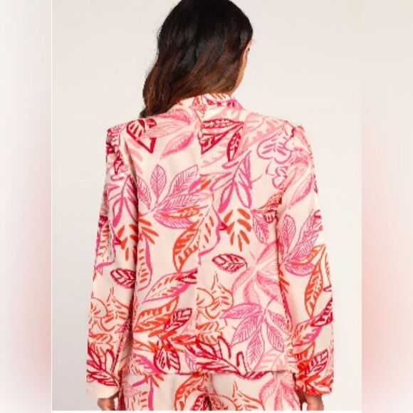 Lulus Miss Punctuality Beige Tropical Print Lightweight Blazer size small - Picture 4 of 6